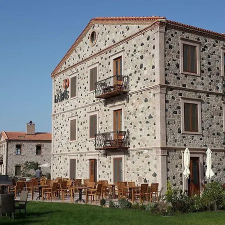 Отель Cunda Labris