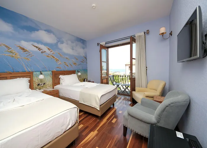 Cunda Labris Айвалык