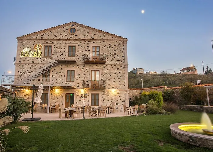 Cunda Labris Айвалык